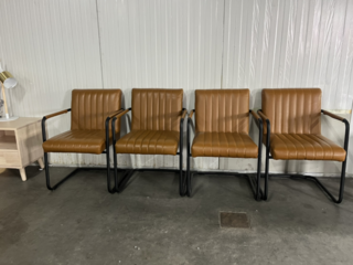 4x Eetkamerstoel Dutchbone, Stitched, Cognac